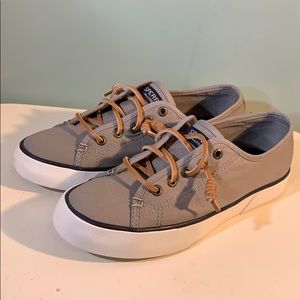 Sperry Canvas Top-sided Grey boat shoes Size 6M US